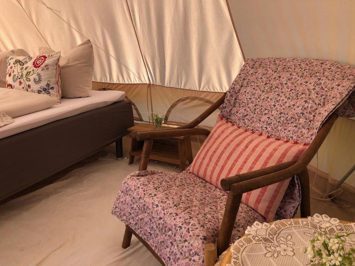 Helles Have Glamping Hotel Стай Екстериор снимка