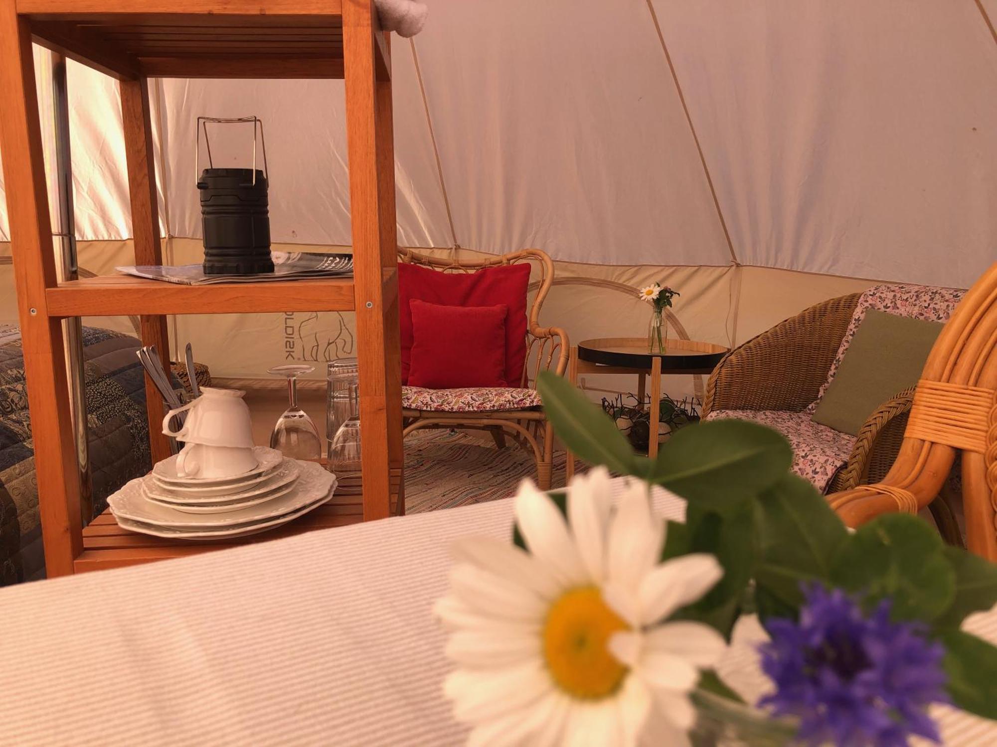 Helles Have Glamping Hotel Стай Екстериор снимка